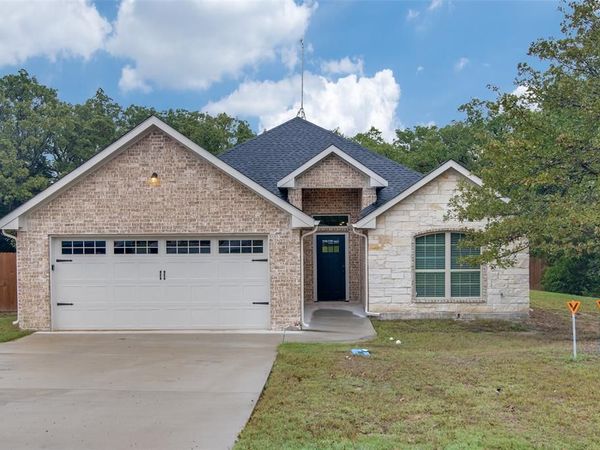 2734 Waters Edge, Quinlan, TX 75474