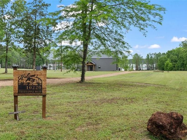 10220 Thornapple, Oil City, LA 71061