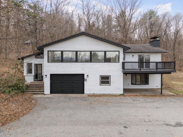 122 Parkhurst Road, Gansevoort, NY 12831