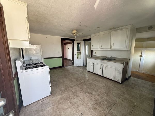 182 East Main St, Unit 1, Milford, MA 01757