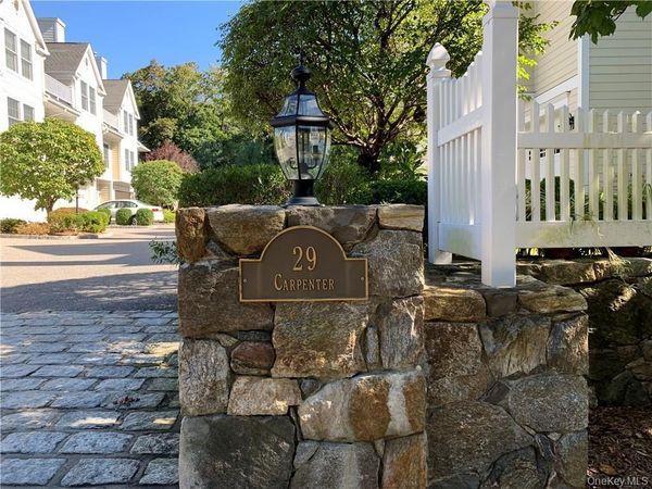 29 Carpenter Avenue, Unit B6, Mount Kisco, NY 10549