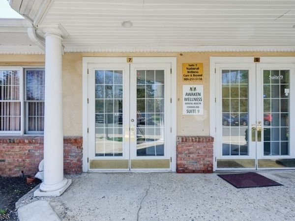 27 Mountain Blvd Suite 7, Warren, NJ 07059