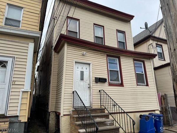638 Franklin St, Elizabeth, NJ 07206