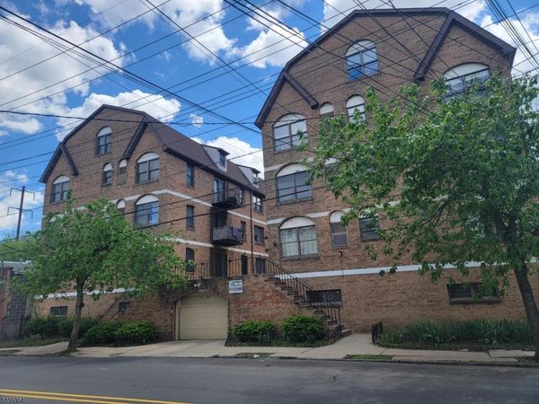 63 Rome St, Newark, NJ 07105