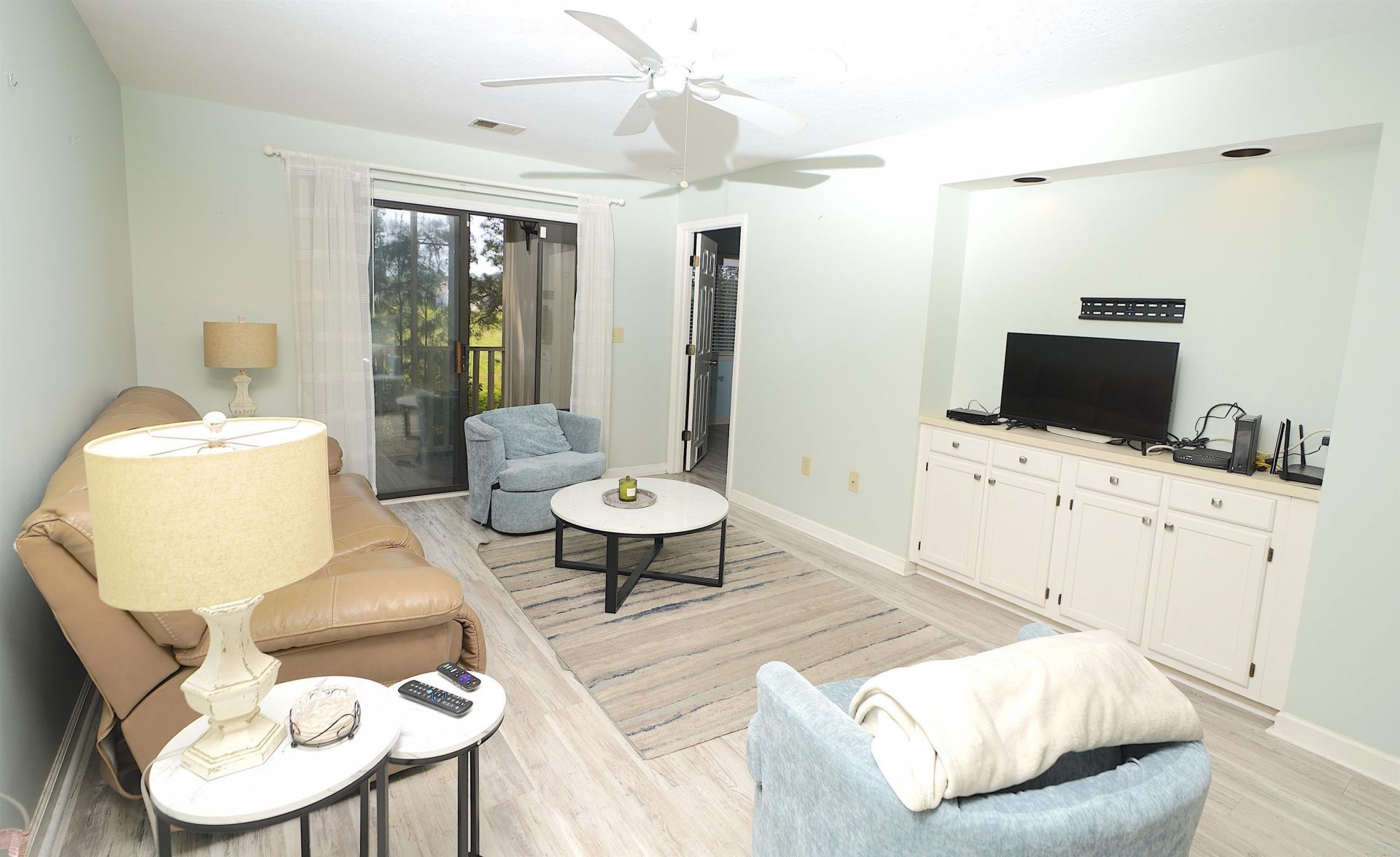 4109 Pinehurst Circle Photo 4