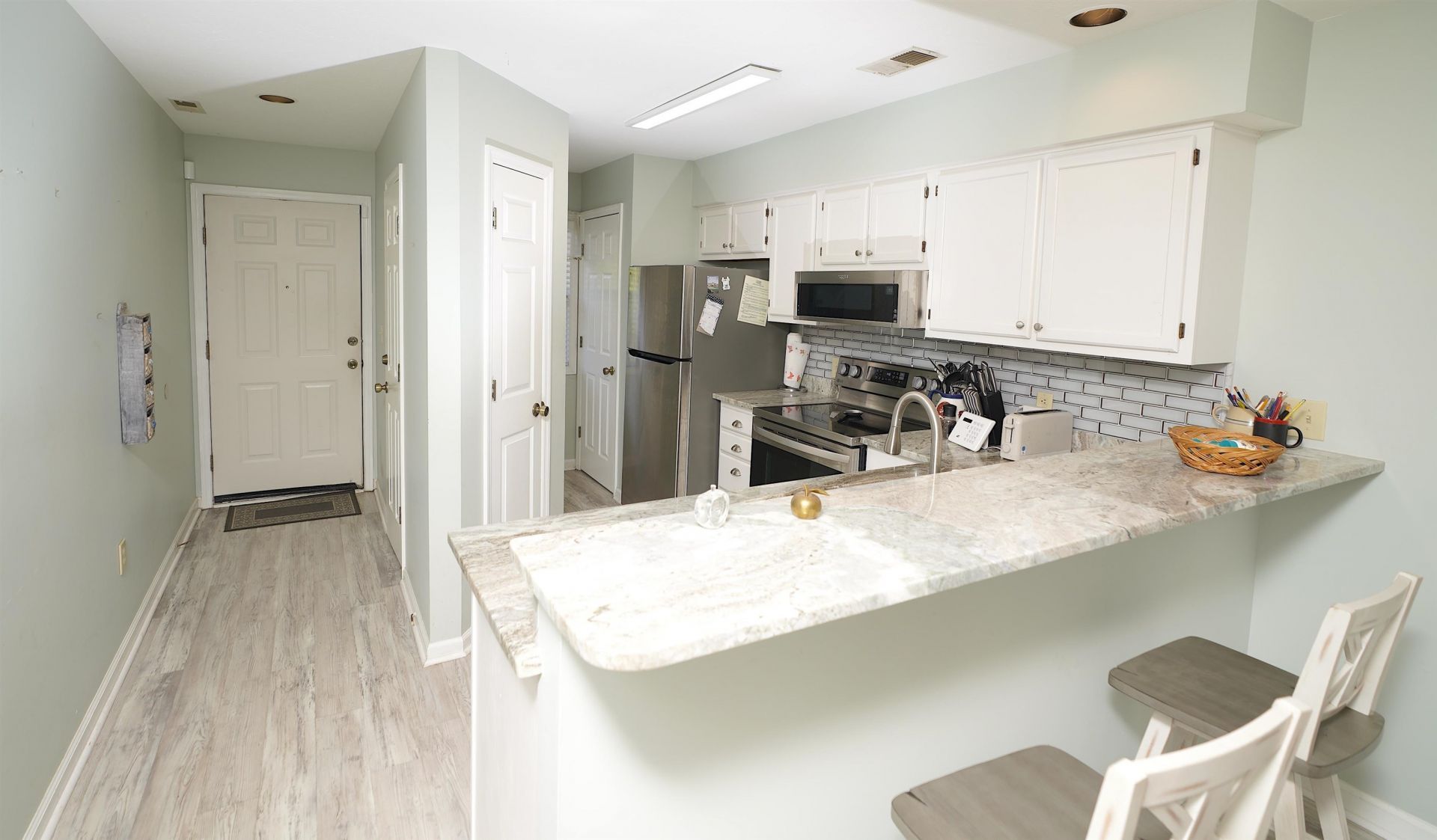 4109 Pinehurst Circle Photo 5