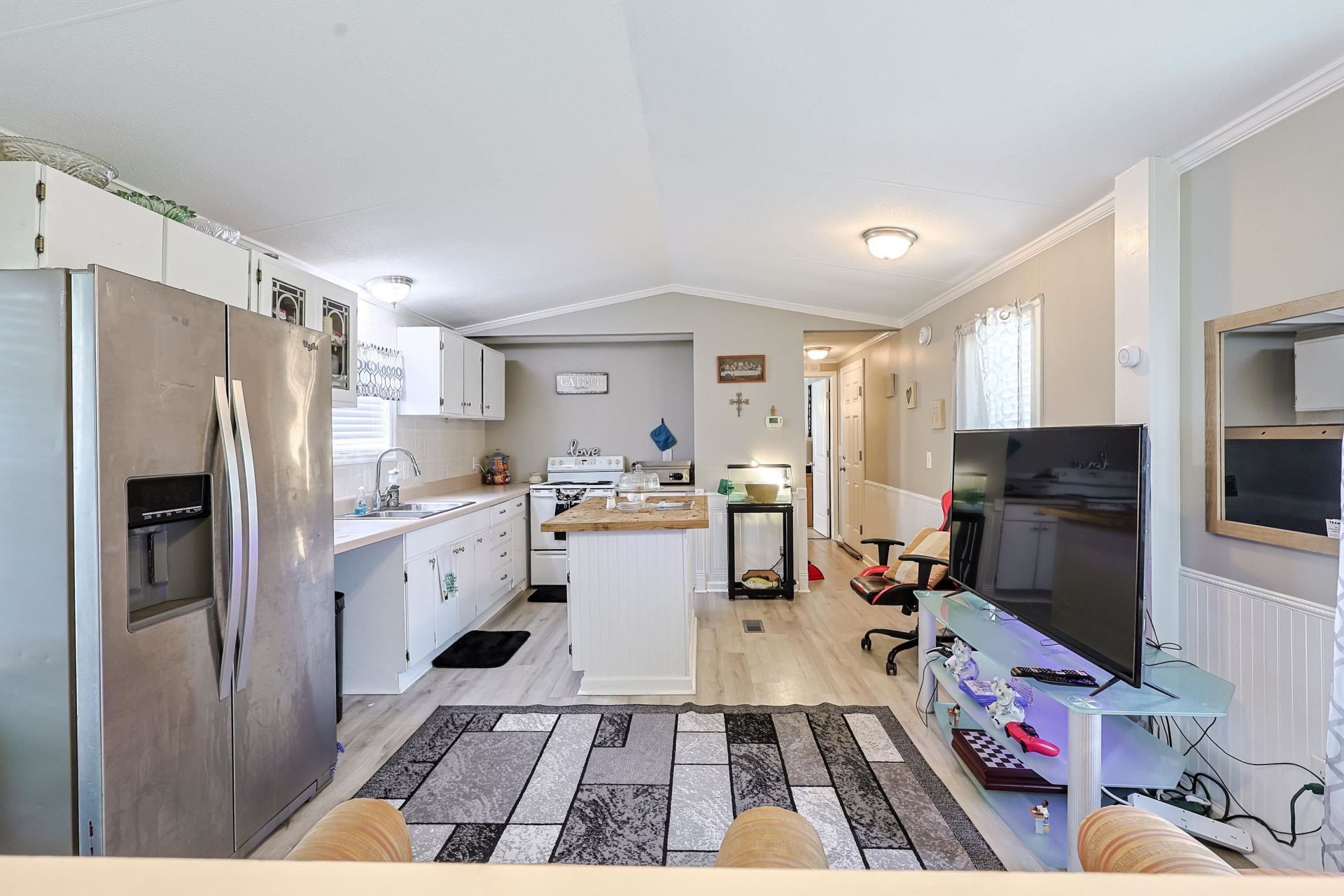 3668 Quail Creek Dr. Photo 4