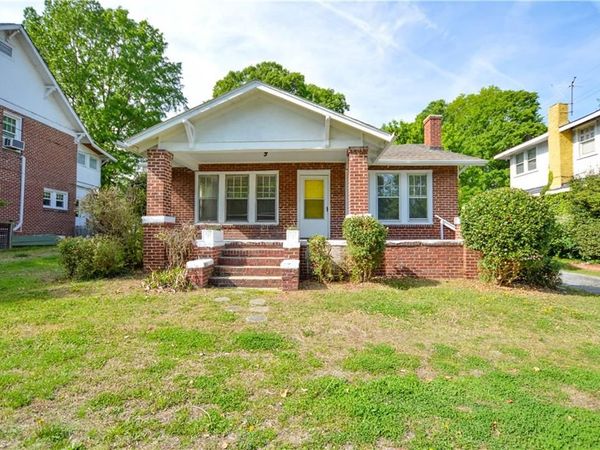 705 Lexington Avenue , High Point, NC 27262