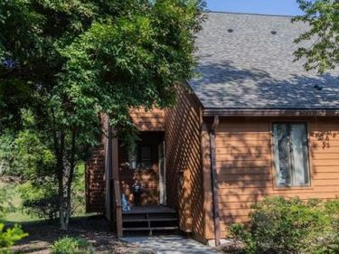 204 TECUMSEH TRAIL, HEDGESVILLE, WV 25427