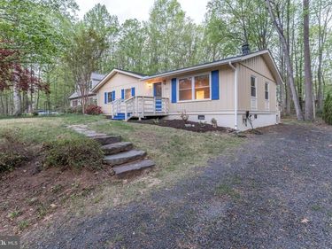 102 MONUMENT ROAD, LOCUST GROVE, VA 22508