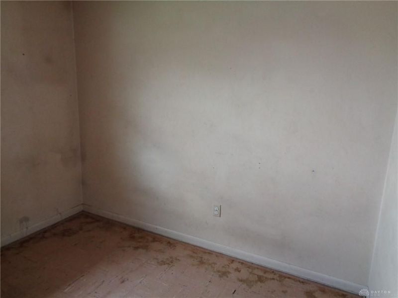 2801 Silvercliff Drive, Dayton, OH 45449 Photo 12