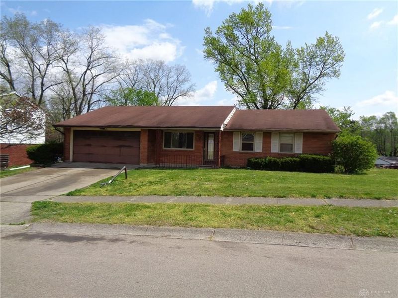 2801 Silvercliff Drive, Dayton, OH 45449 Photo 2