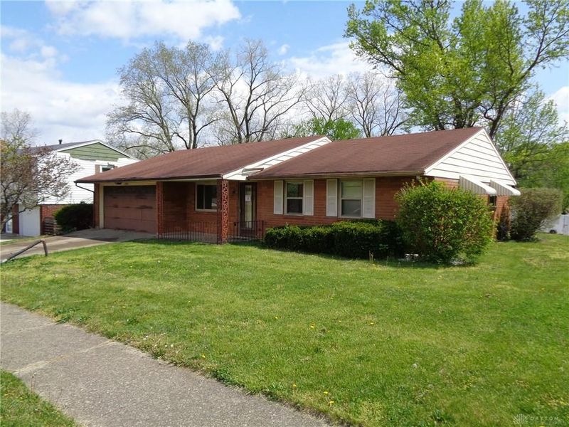 2801 Silvercliff Drive, Dayton, OH 45449 Photo 3