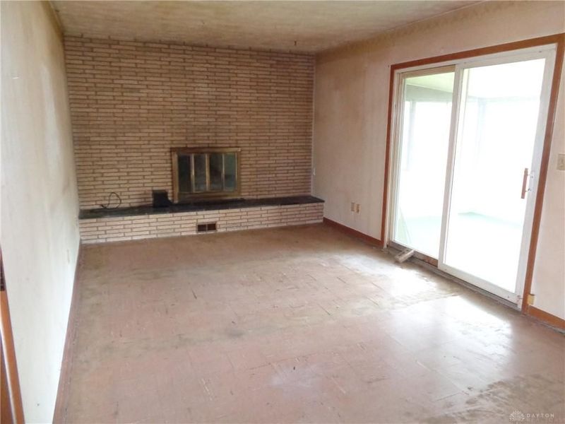 2801 Silvercliff Drive, Dayton, OH 45449 Photo 6