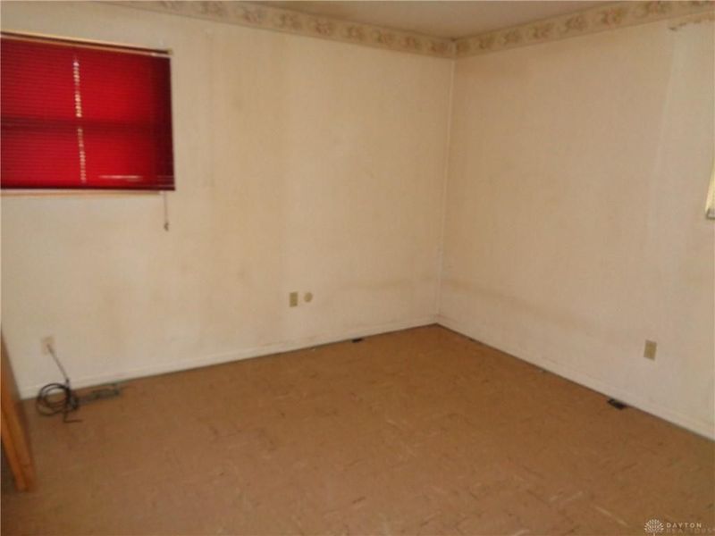 2801 Silvercliff Drive, Dayton, OH 45449 Photo 9