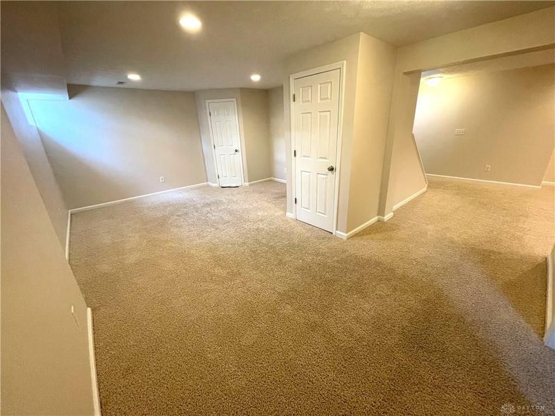 2152 Blanton Drive, Miamisburg, OH 45342 Photo 2