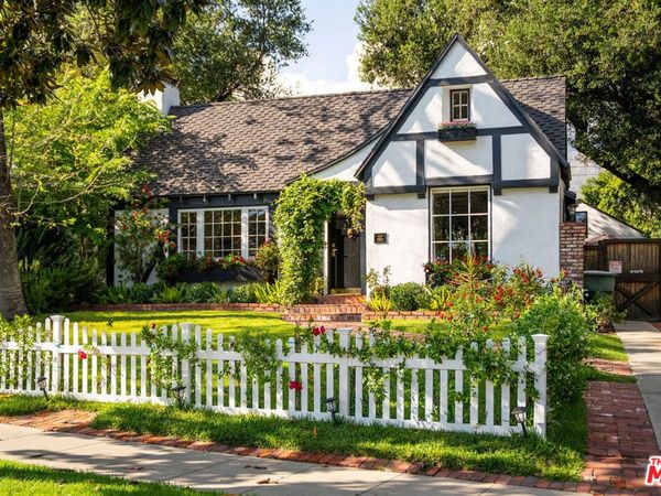 2089 E Mountain Street, Pasadena, CA 91104