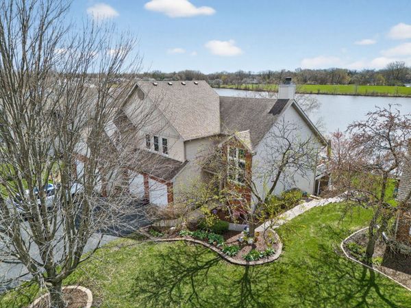 3434 Lake Shore Drive , Joliet, IL 60431