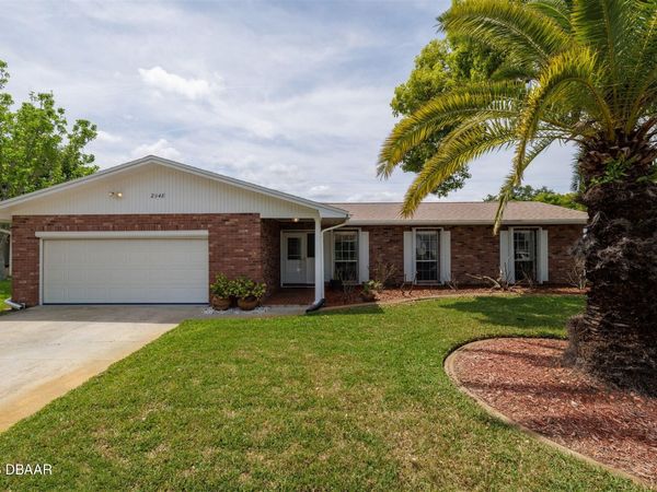 2948 Lantern Drive, South Daytona, FL 32119