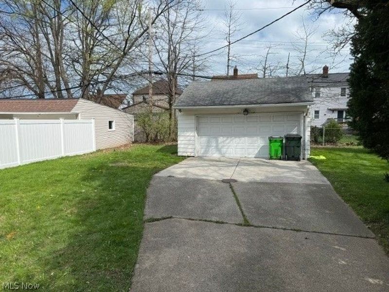 21601 Morris Avenue, Euclid, OH 44123 Photo 12