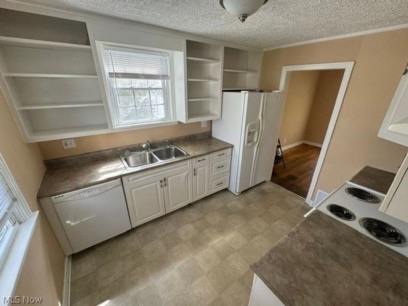 21601 Morris Avenue, Euclid, OH 44123 Photo 5