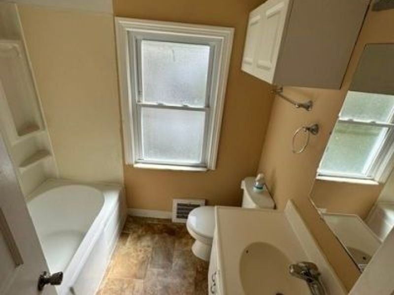 21601 Morris Avenue, Euclid, OH 44123 Photo 7