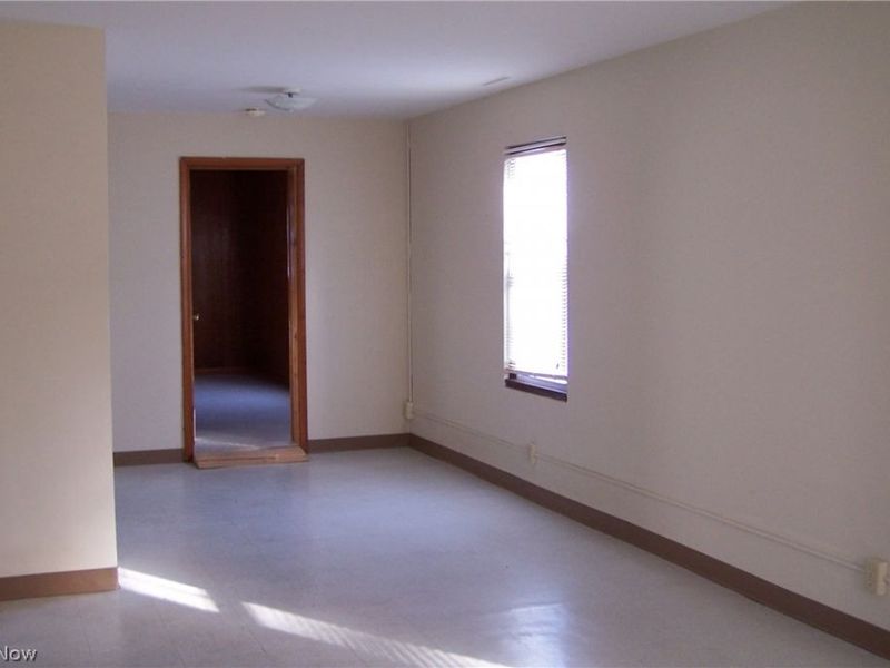 15794 Grove Street, Middlefield, OH 44062 Photo 3