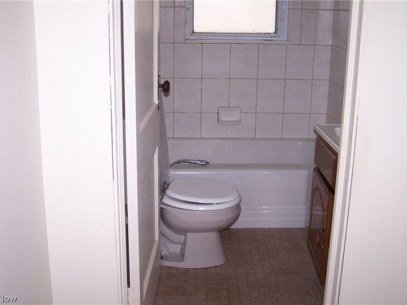 15794 Grove Street, Middlefield, OH 44062 Photo 6