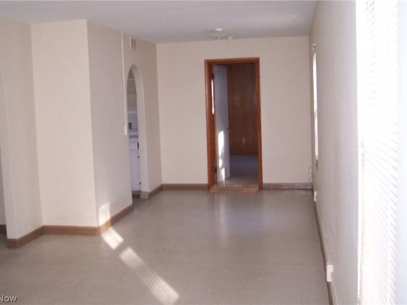 15794 Grove Street, Middlefield, OH 44062 Photo 8