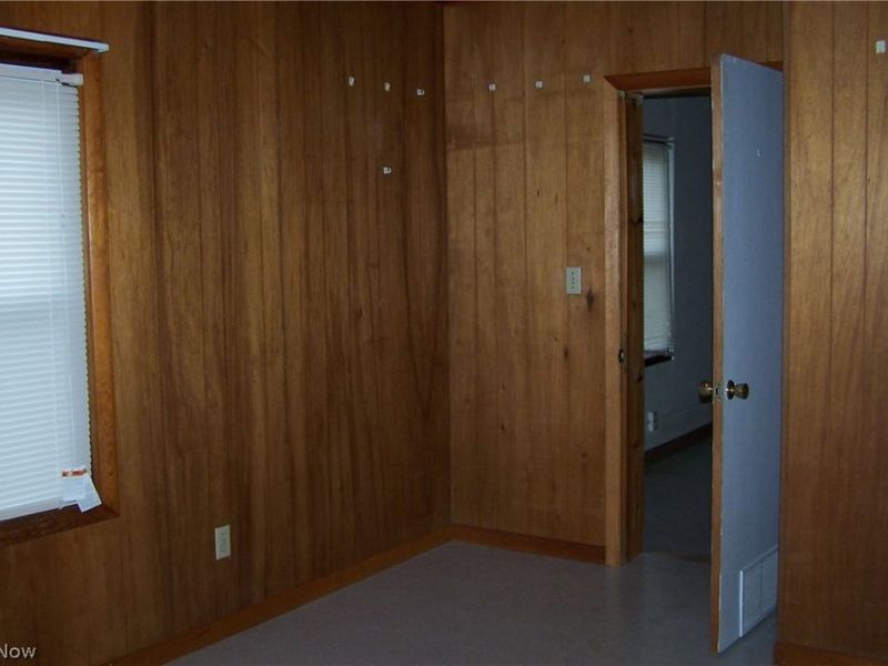 15794 Grove Street, Middlefield, OH 44062 Photo 9