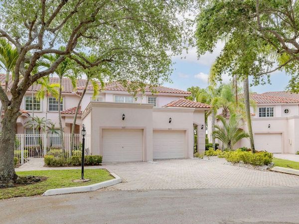 8050 Aberdeen Drive, Unit 202, Boynton Beach, FL 33472