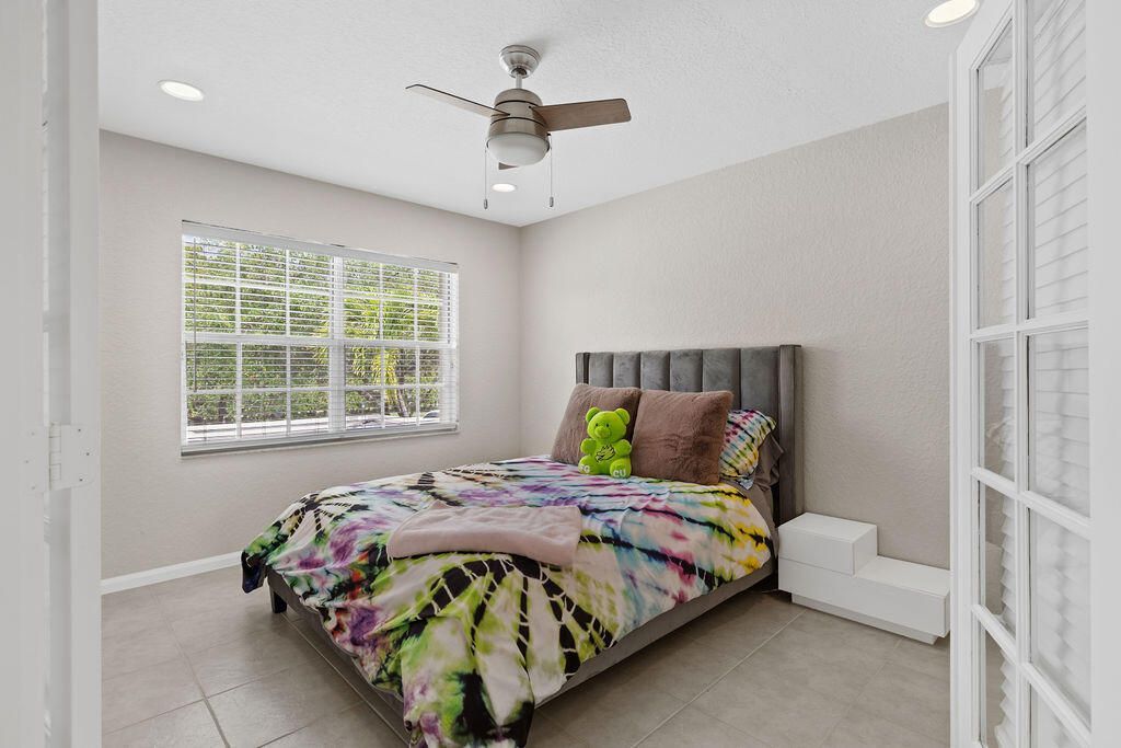 8050 Aberdeen Drive, Unit 202, Boynton Beach, FL 33472 Photo