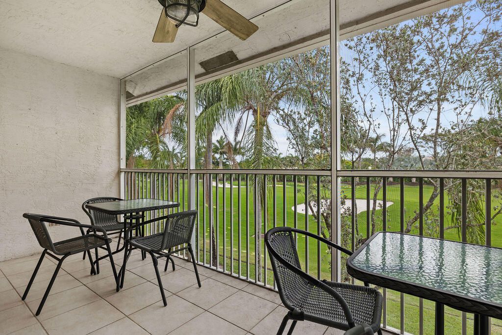 8050 Aberdeen Drive, Unit 202, Boynton Beach, FL 33472 Photo