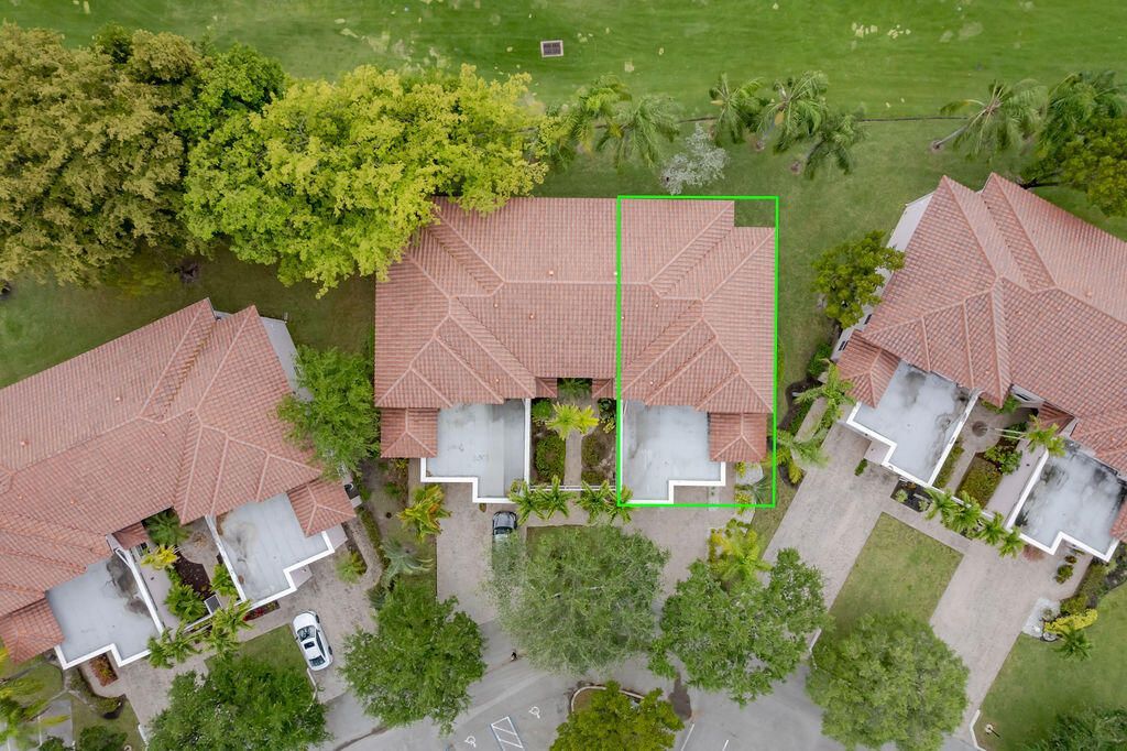 8050 Aberdeen Drive, Unit 202, Boynton Beach, FL 33472 Photo