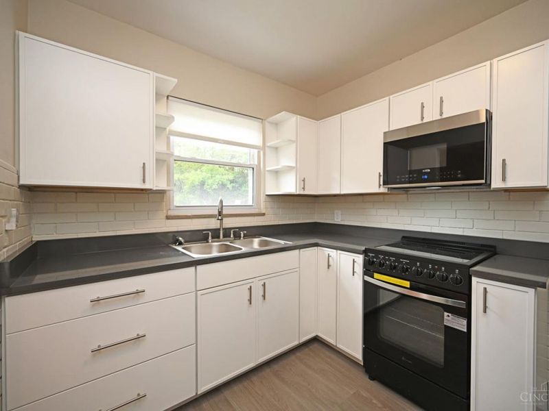 2445 Nova Avenue, Cincinnati, OH 45238 Photo 10