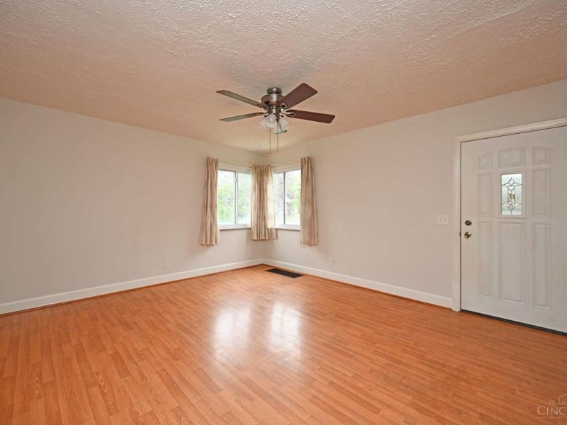 2445 Nova Avenue, Cincinnati, OH 45238 Photo 4