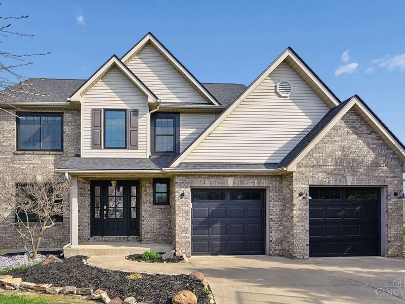 874 Ginger Ridge Drive, Trenton, OH 45067 Photo 1