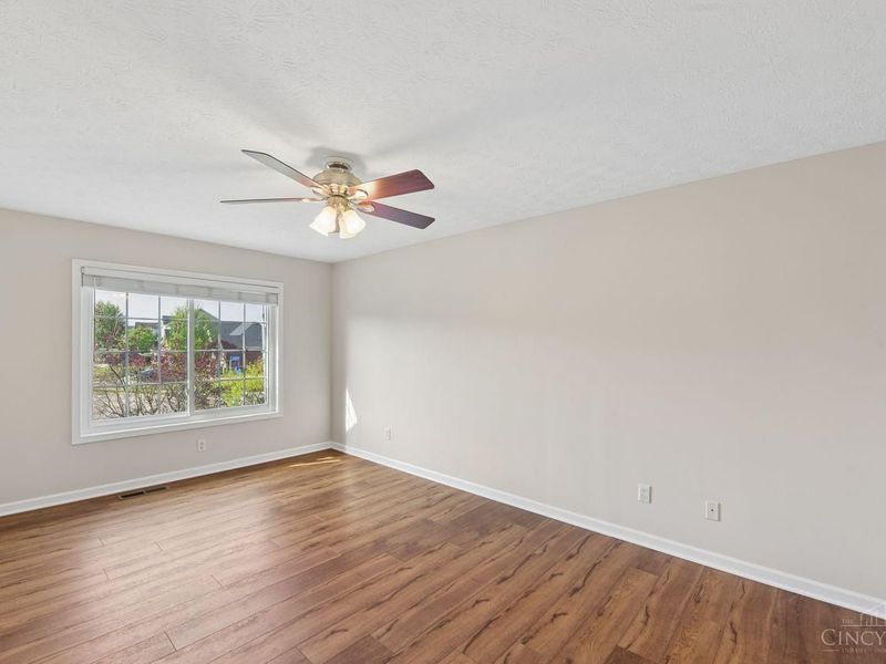 874 Ginger Ridge Drive, Trenton, OH 45067 Photo 14