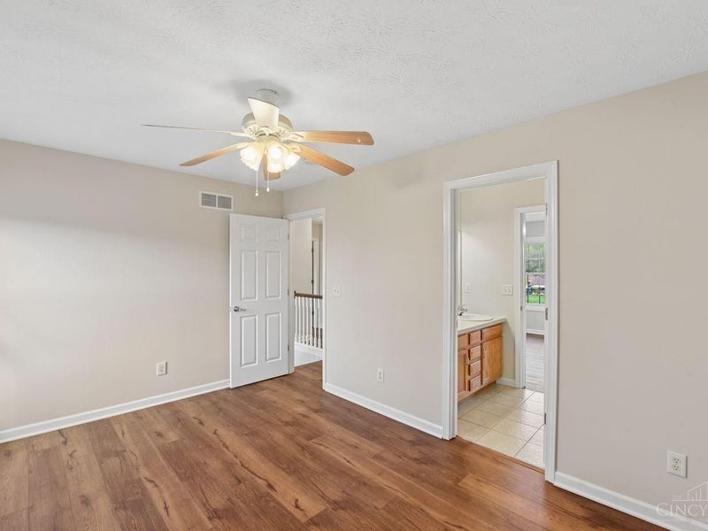 874 Ginger Ridge Drive, Trenton, OH 45067 Photo 18