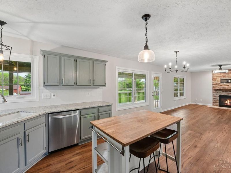 874 Ginger Ridge Drive, Trenton, OH 45067 Photo 8