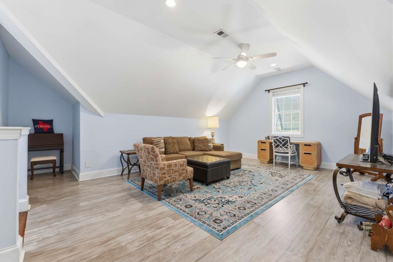 33 Deer Moss Ct. Photo 26