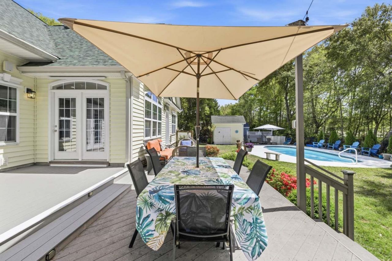 33 Deer Moss Ct. Photo 33