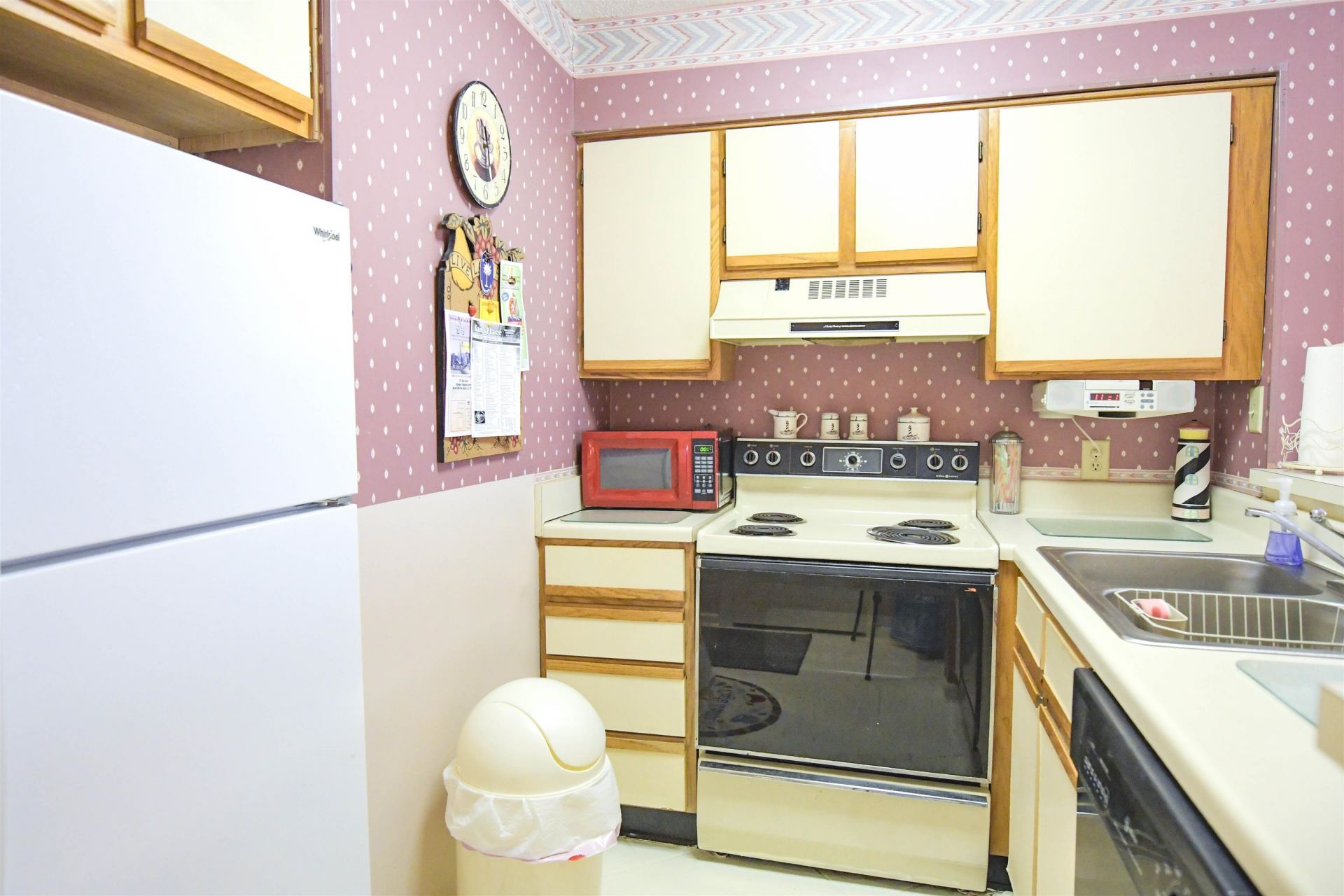 1100 Possum Trot Rd. Photo 16