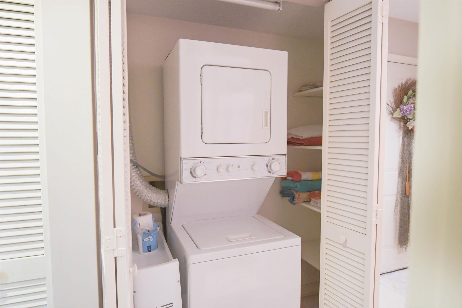 1100 Possum Trot Rd. Photo 8