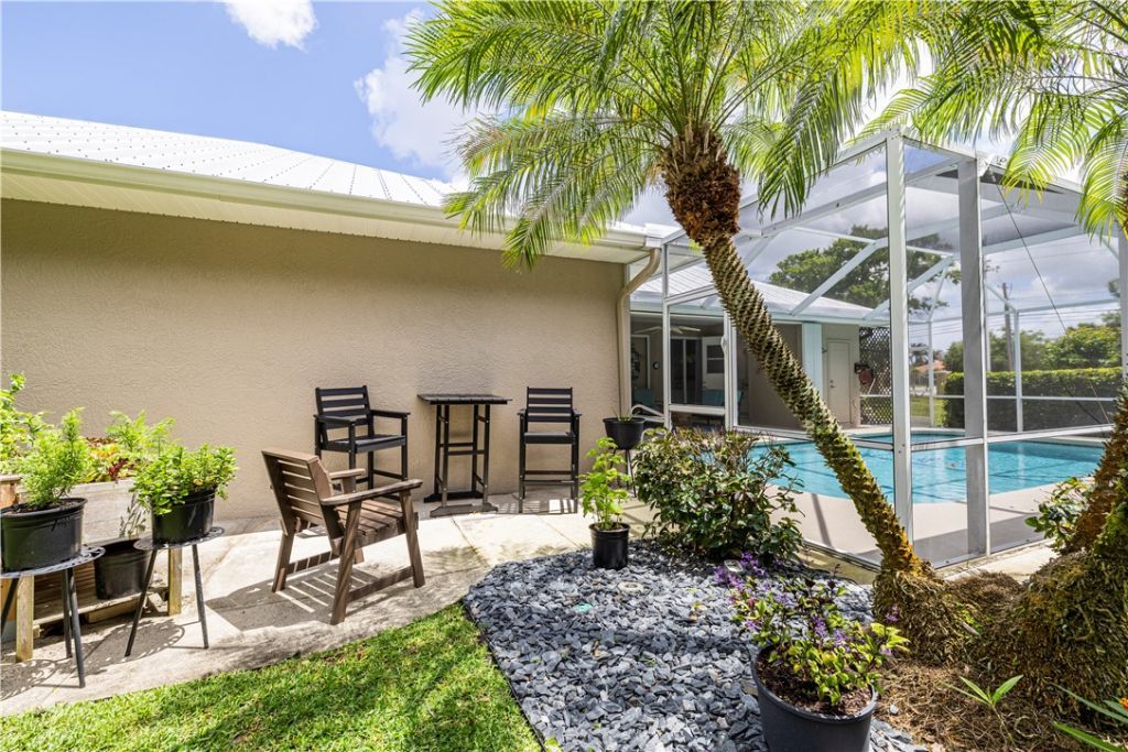 3315 65th Avenue, Vero Beach, FL 32966 Photo