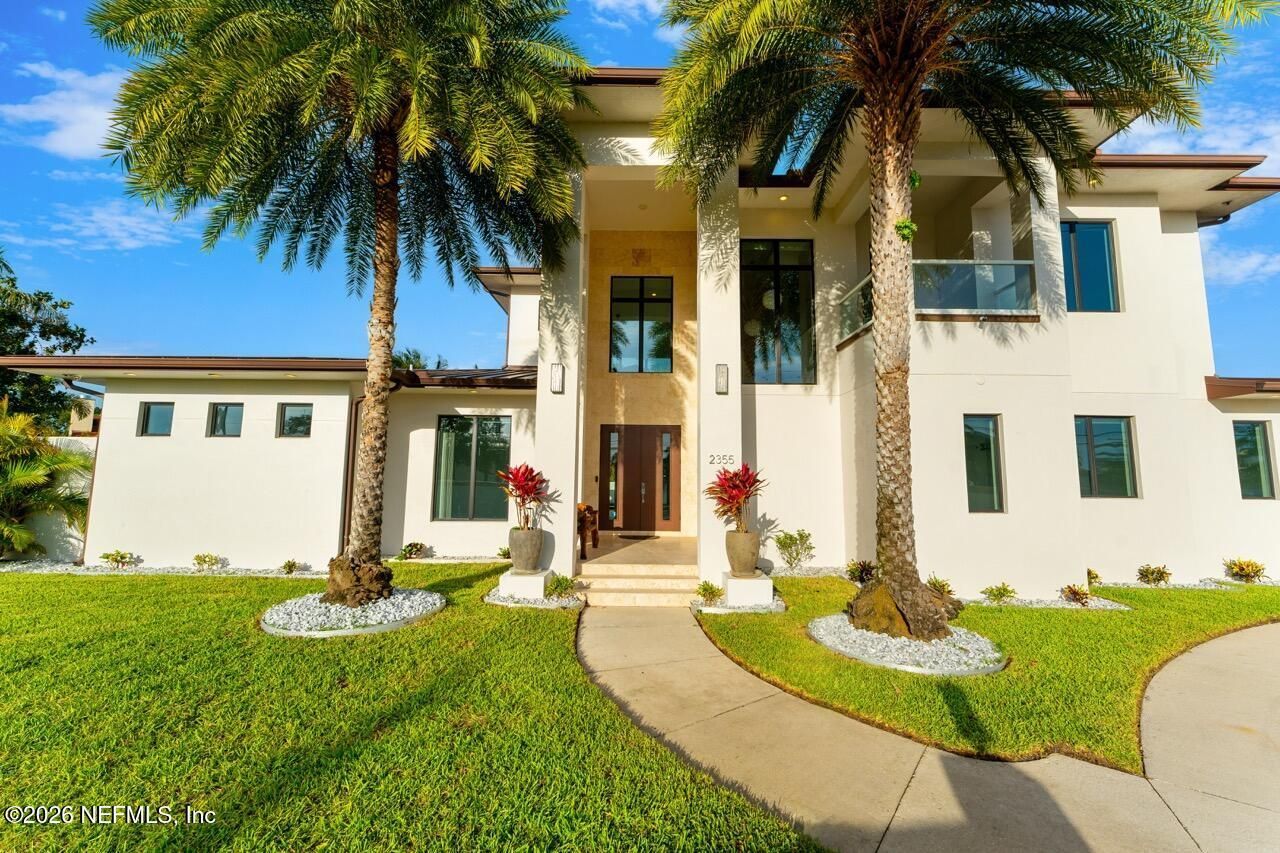 2355 N Riverside Drive, Melbourne, FL 32903 Main Photo