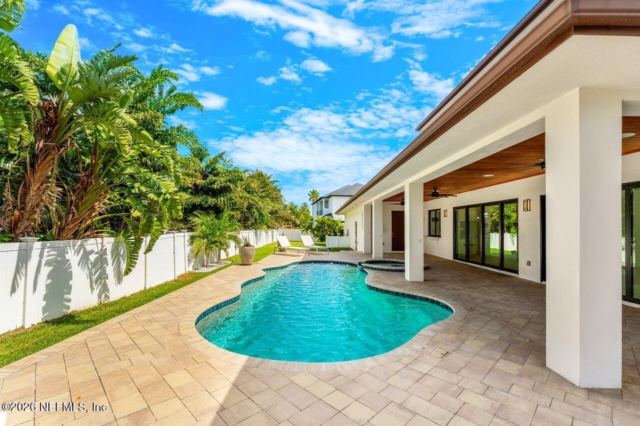 2355 N Riverside Drive, Melbourne, FL 32903 Photo