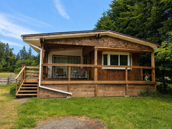 1430 Phye Pl, Sayward, BC V0N 1R0