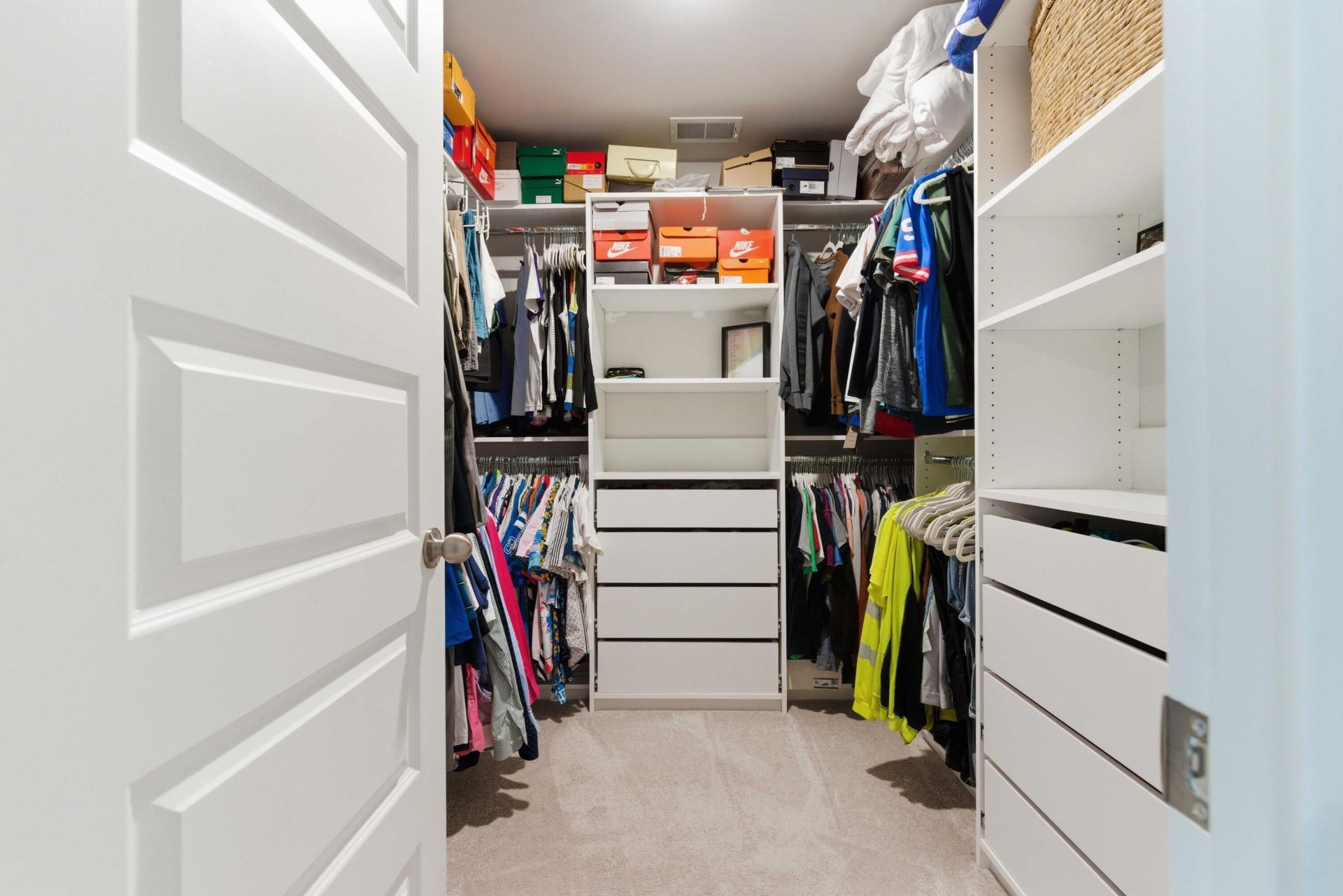 8052 Reagan Way Photo 24