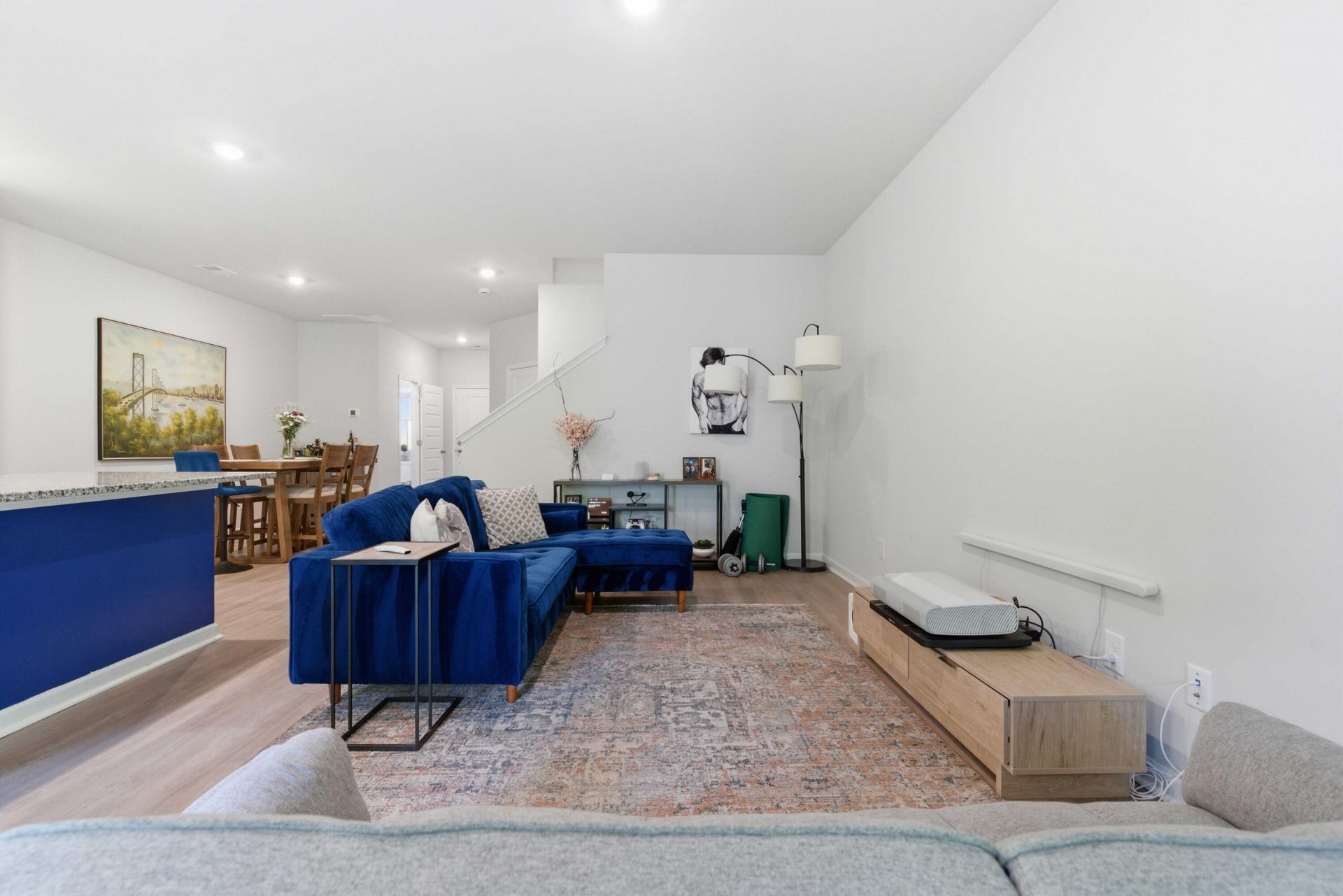 8052 Reagan Way Photo 28